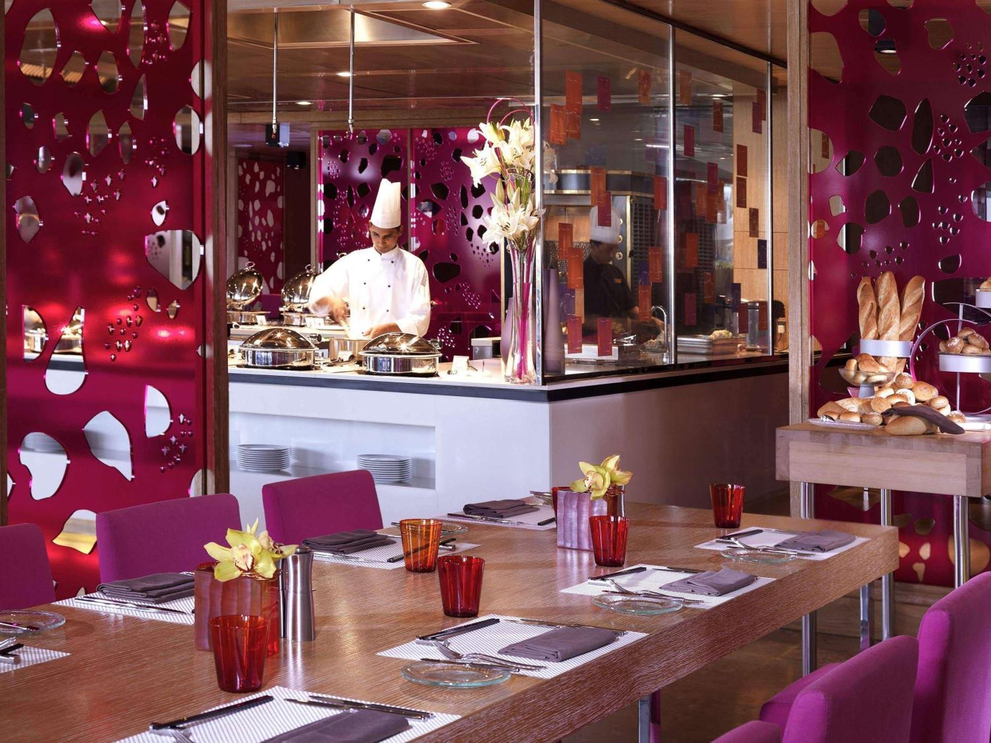 ホテル フェアモント バーブ アル バハール アブダビ エクステリア 写真 The restaurant